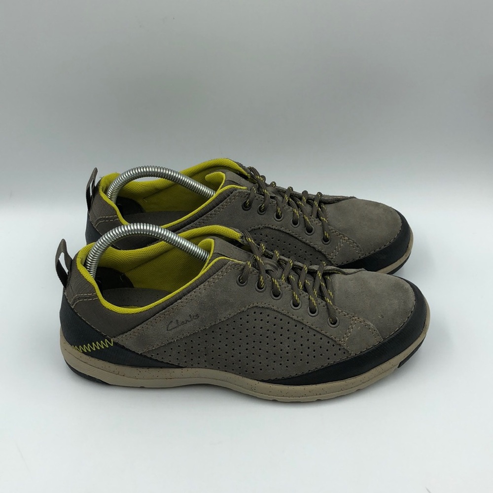 Clarks Leather Shoes Men’s Sz 8.5 / Women’s Sz 10‎